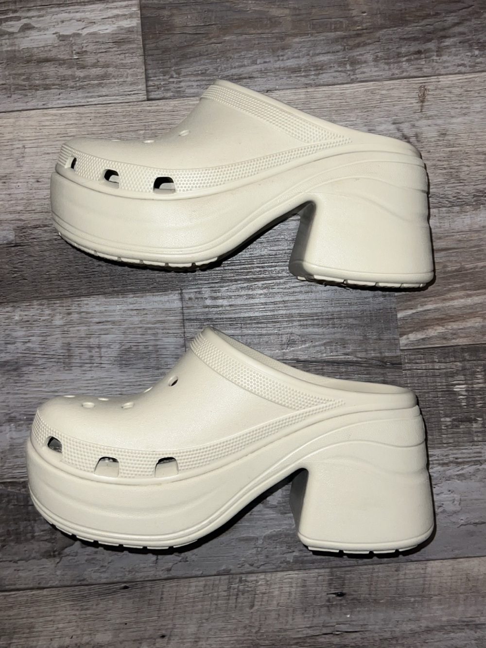 CROCS Platform Siren Clogs in Cream